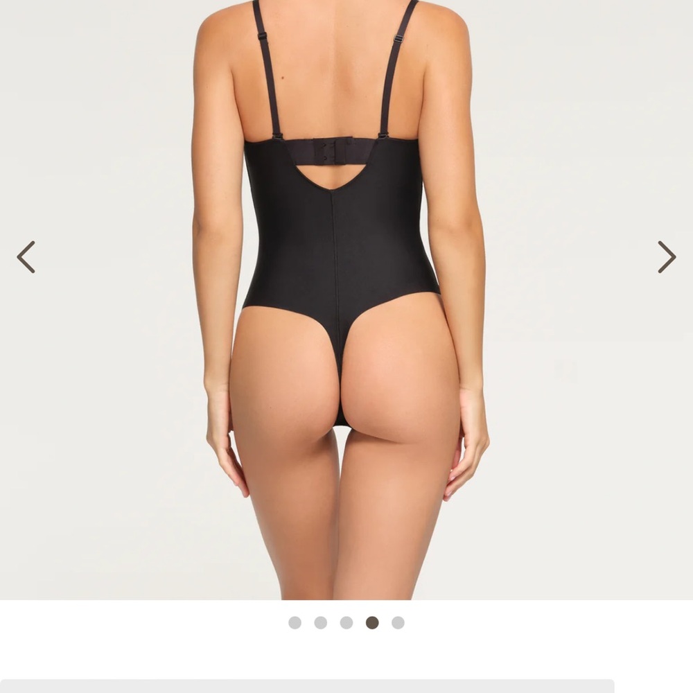 SKIMS NWT Body Underwire Thong Bodysuit - Onyx - Picture 3 of 7